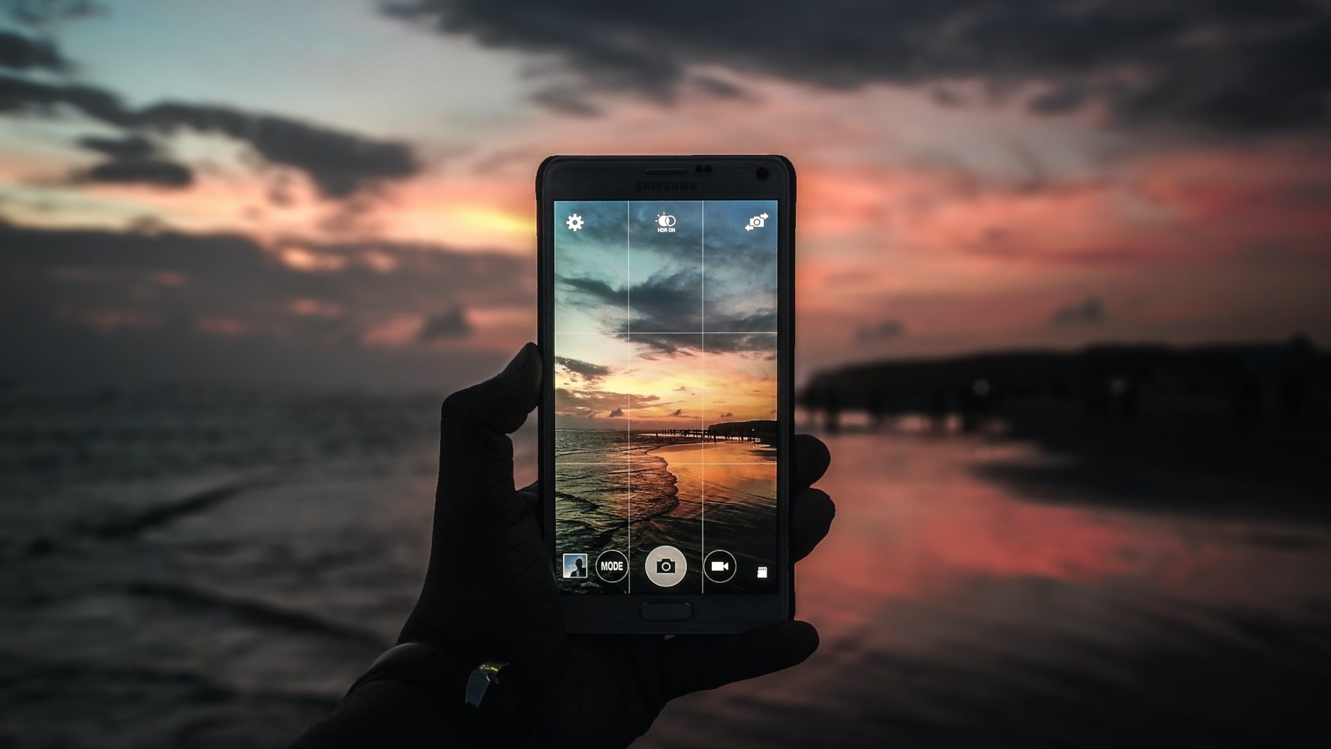 dobre zdjęcie robione telefonem na plaży